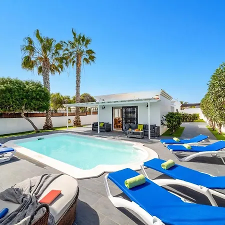 Villa Leona Carmen By Puerto del Carmen (Lanzarote)